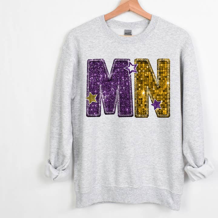 Sweatshirt met imitatiepailletten uit Minnesota voor wholesale door Farmtown Printing Company