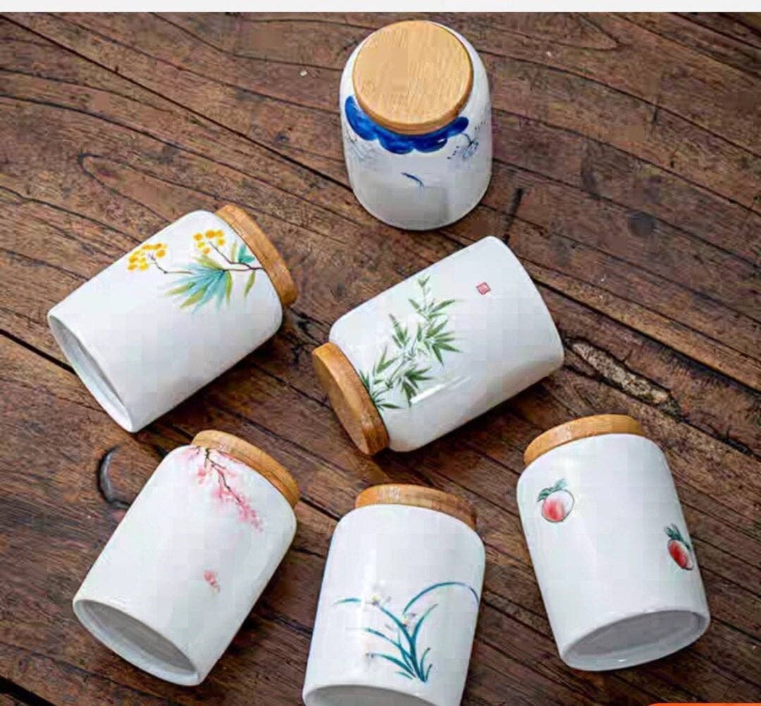 Green Pastures Wholesale – wholesale Burkar – Eleganta vita keramiska teburkar - Set med 6 mönster inspirerade av östlig kultur4