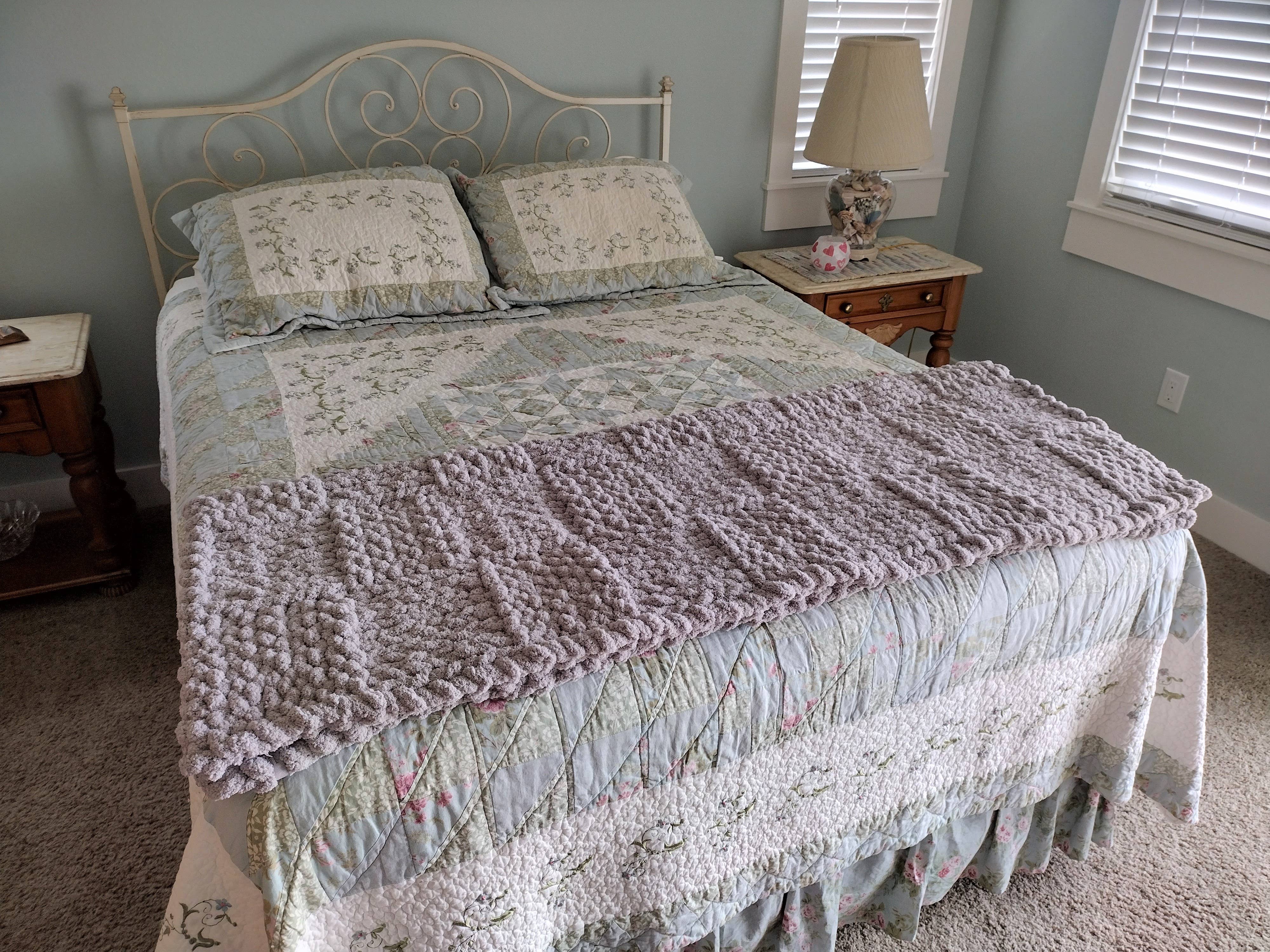 Outer Banks Treasure – wholesale Prydnadsfilt – Chunky sticka kasta filt med korg väva Design3