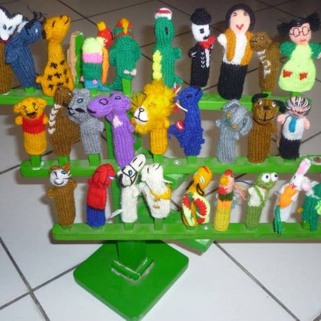 MODA LATINA – Großhandel Fingerpuppe – Kind & Baby – Los von 1000 handgestrickten Fingerpuppen peruanische Marionetten5