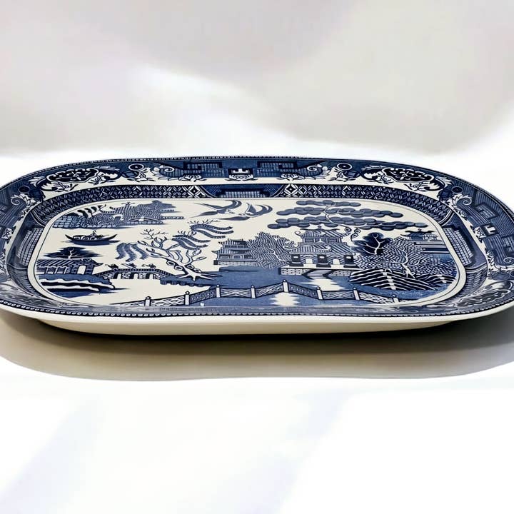 AA Importing - Wholesale Platter - Blue Willow Design Porcelain Platter (stand not included)1
