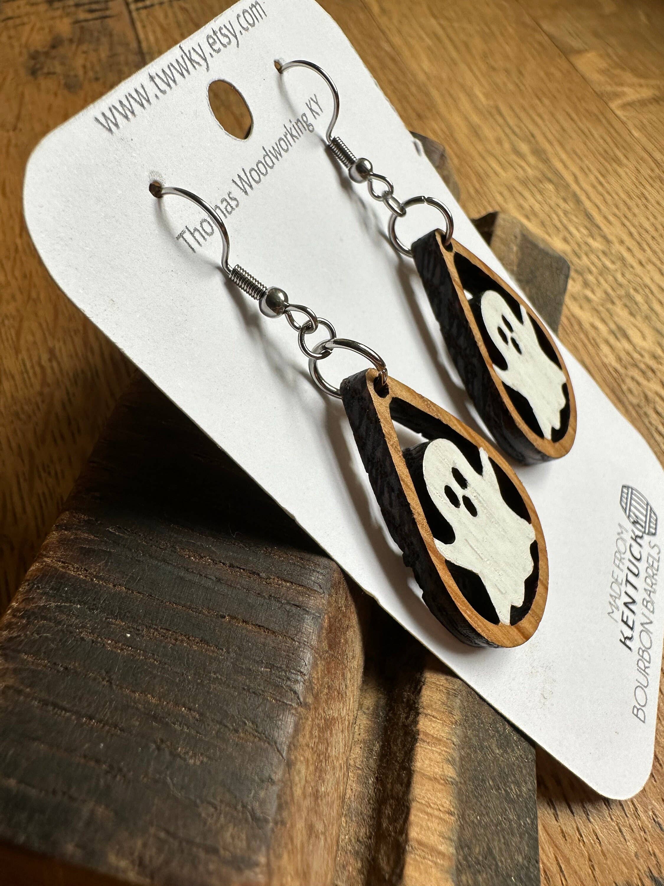 TWWKY – Großhandel Ohrhänger – Ghost Bourbon Barrel Halloween-Ohrhänger2