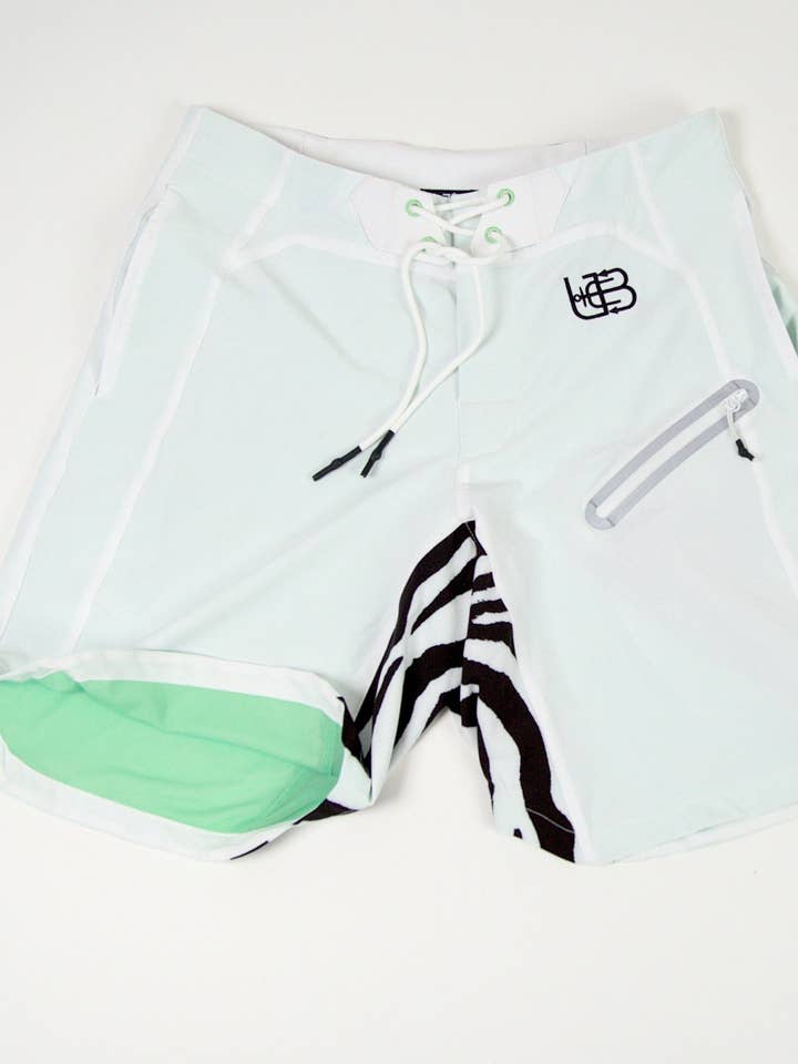 Hvid Zebra Mint for engroshandel hos Underground Beach Club