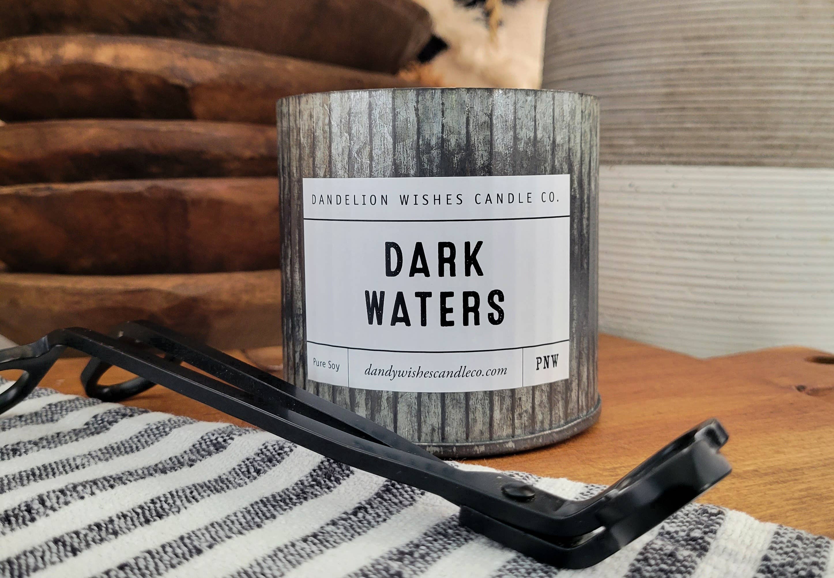 Dandelion Wishes Candle Co. – Engroshandel Glaslys – 12 ounce Rustik Galvaniseret Tin Candle10