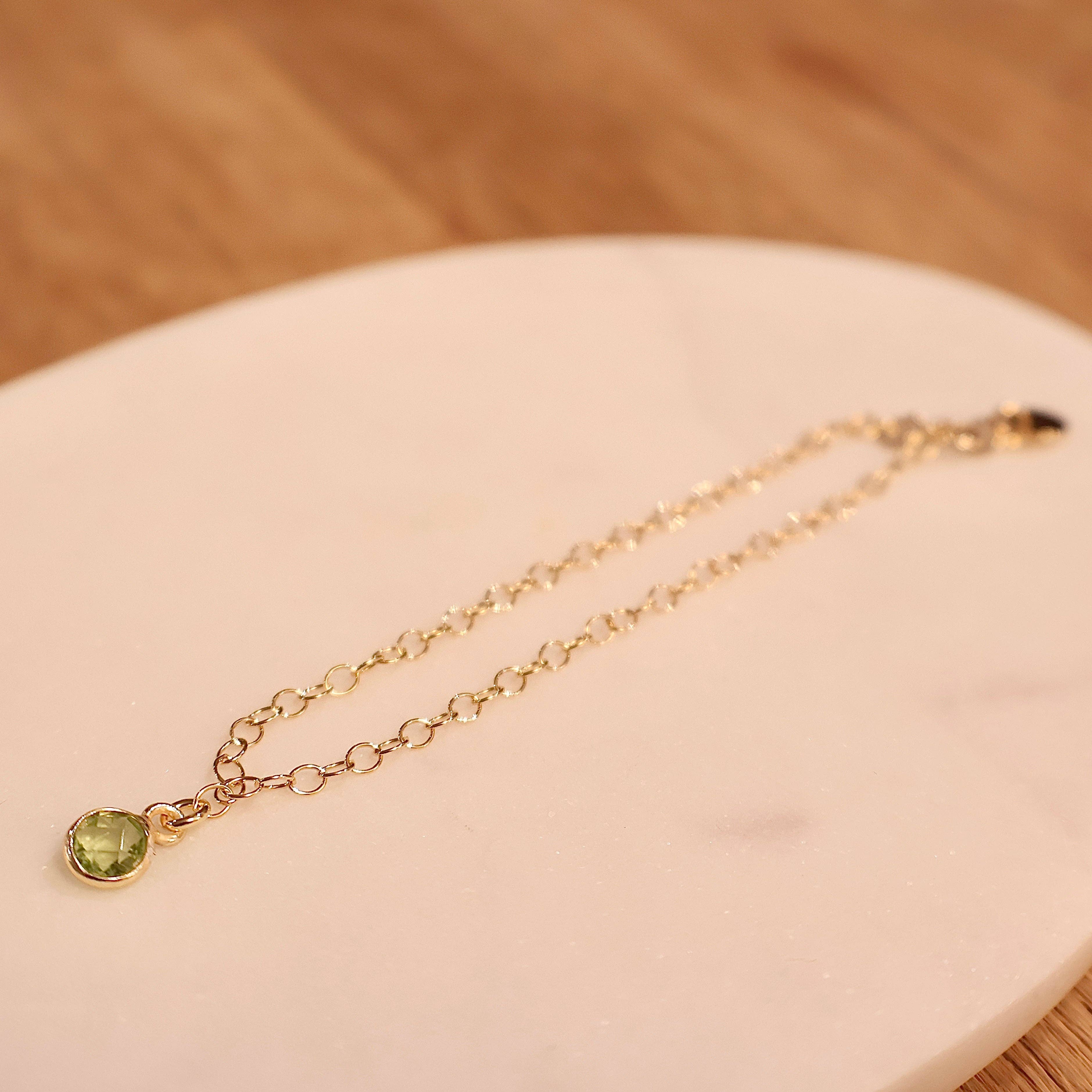 Honey and Kettle – wholesale Link & chain bracelet – Peridot Bracelet - Semi-Fine Birthstone Jewellery4