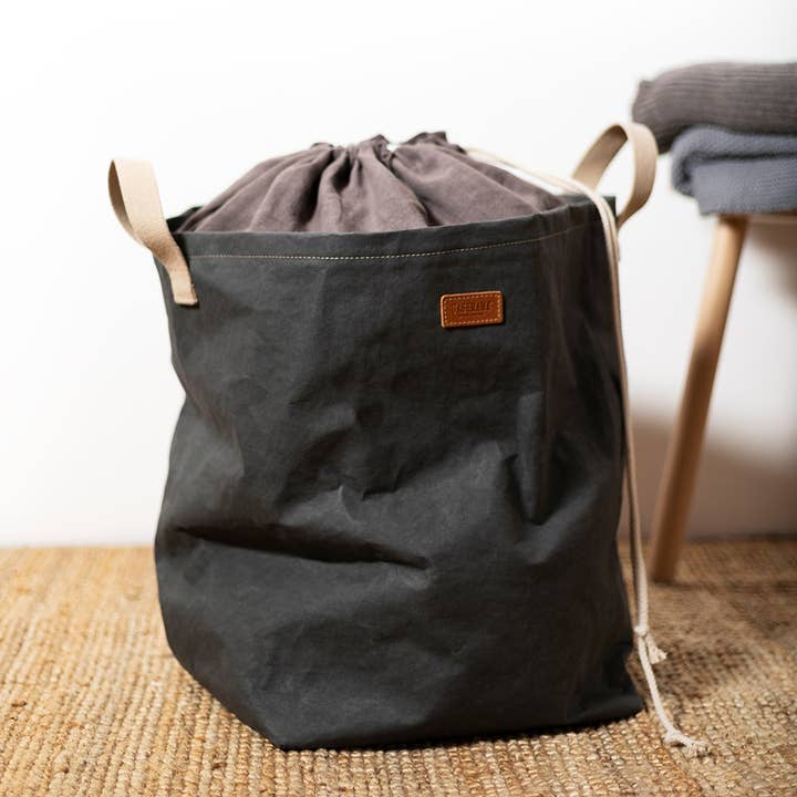 Positano Linned Tvättpåse, Svart för wholesale av Lubech Living