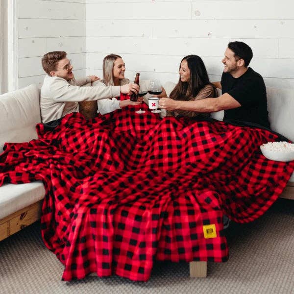 Big Blanket Co - Wholesale Throw Blanket - Original Stretch™ Blanket14