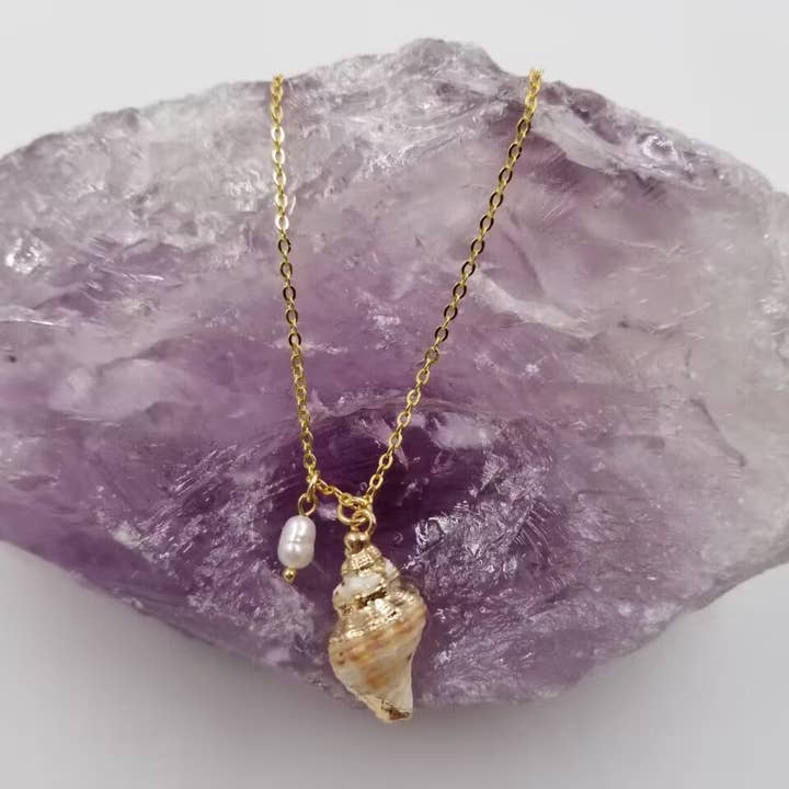 magnolia jewelry - Wholesale Pendant/Charm Necklace - Seashells Summer Necklace