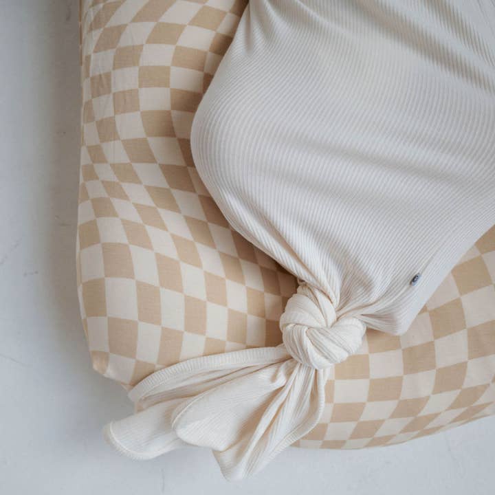 Everyday Leisure - Wholesale Babygown - Baby - Ivory Ribbed | Bamboo Knotted Gown