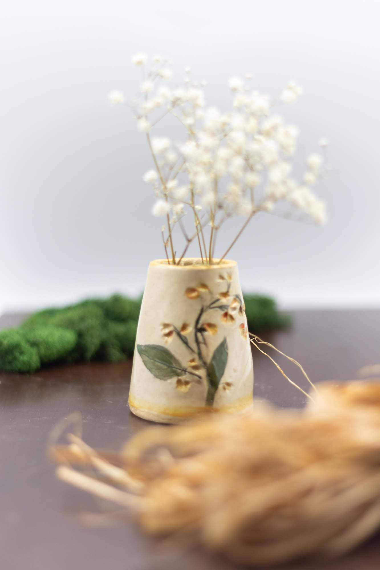 Tara Kothari - Wholesale Vase - Budvase made with Pressed flower handmade (Custom available)8