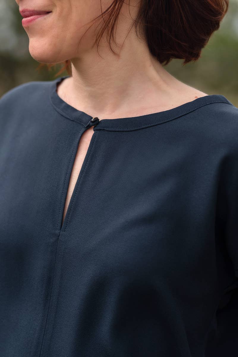 Eglantine et Zoé – Großhandel Stoff – Viscose-Crêpe-Stoff in Ink-Farbe1