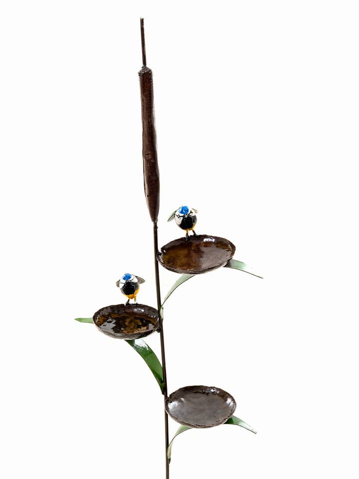 METAL 2 BLUE TIT CUP BIRDFEEDER ON CATTAIL for wholesale by Zimba-Arts