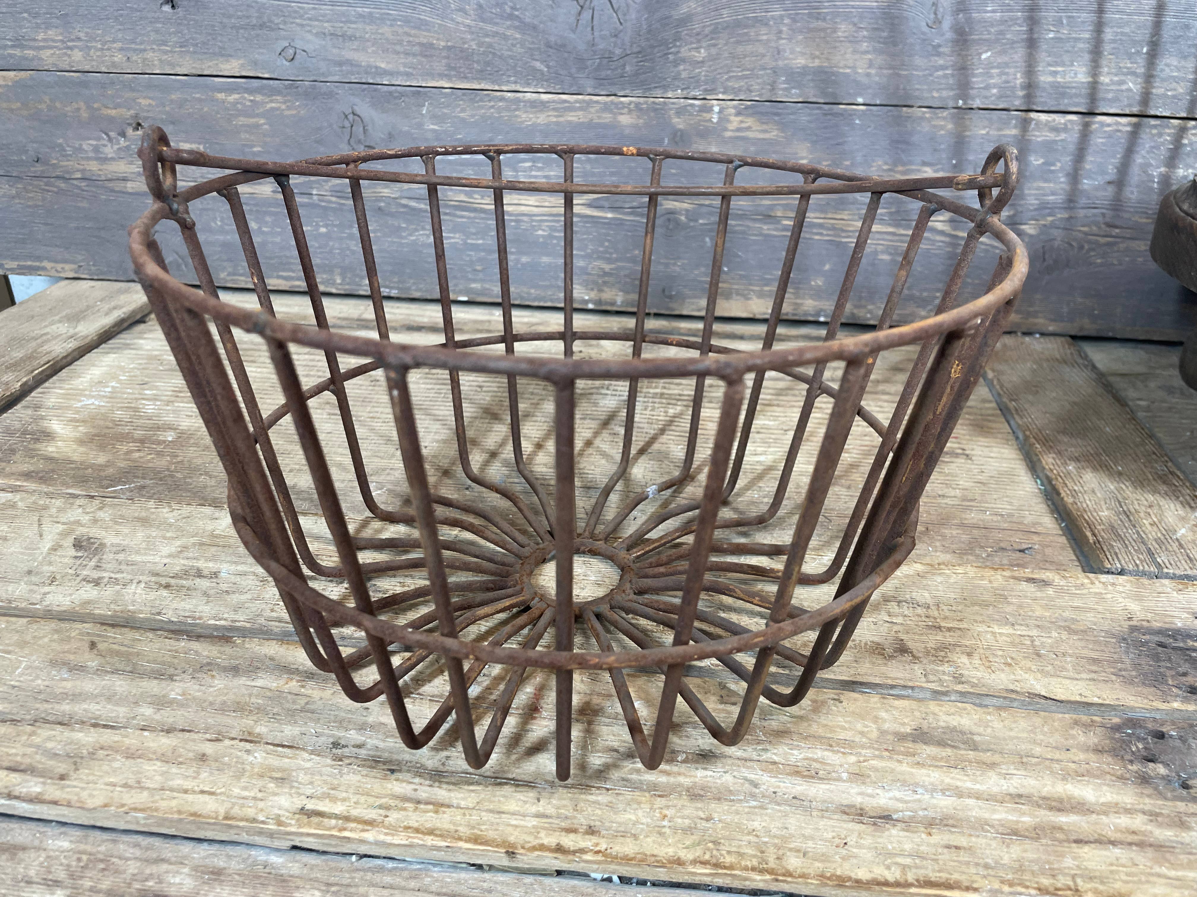 My Amigos Imports – wholesale Basket – Rusty Farmhouse Metal Egg Basket-WH-4 Sizes-NEW-Rustic0