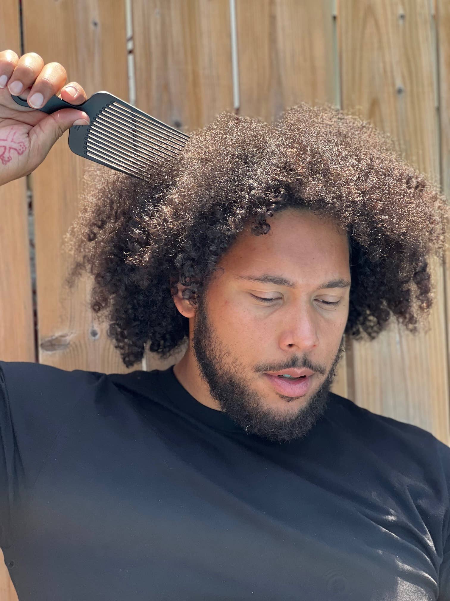 Chicago Comb Co. - Wholesale Hair Brush/Comb - Model No. 11 Carbon Fiber Comb7