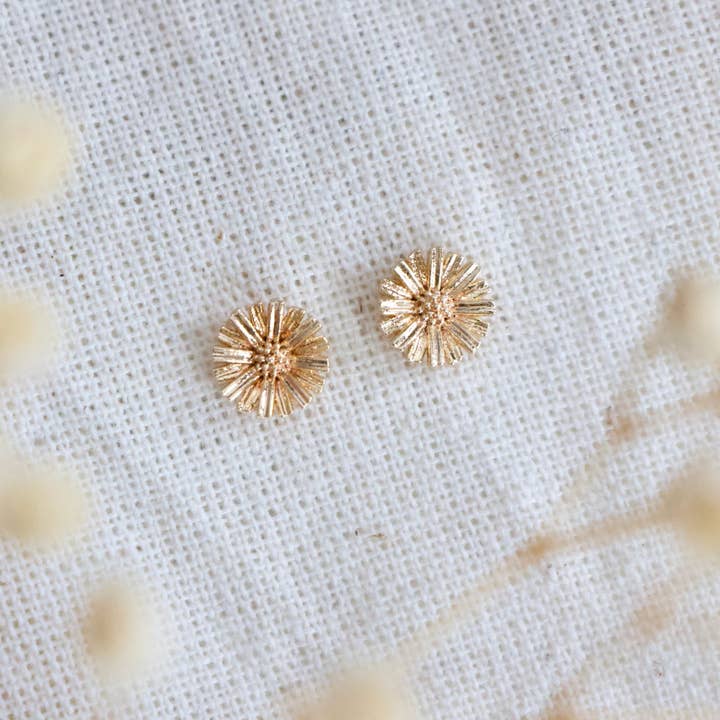 Mini Daisy Stud Earrings for wholesale by Mesa Blue