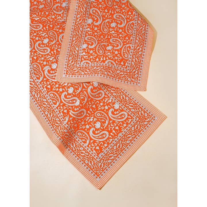 Tiramisu - Venta al por mayor Caminos de mesa - Camino de mesa de algodón con estampado de bloques en espiral de color mandarina