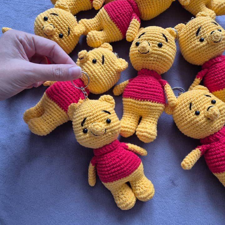 despinacrafting - Wholesale Keychain - Unisex - Crochet Winnie the Pooh Keychain 3