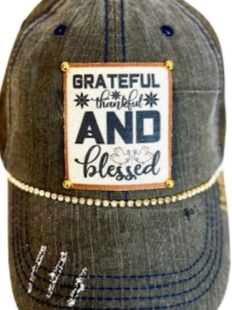 (#145) "GRATO RICONOSCENTE BENEDETTO" CAPPELLO TRUCKER VISSUTO per la vendita all'ingrosso da parte di Jana's Flannels