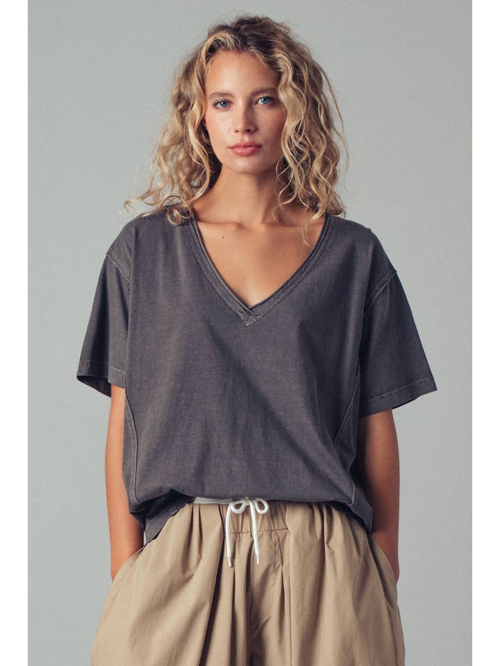 Urban Daizy - Wholesale T-Shirt - Women's - Vintage Wash V-Neck Cotton Tee6