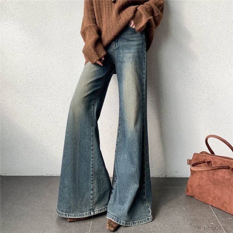 MANDARIN BLUE Petite Vintage Washed Flare Jeans for wholesale on Faire0