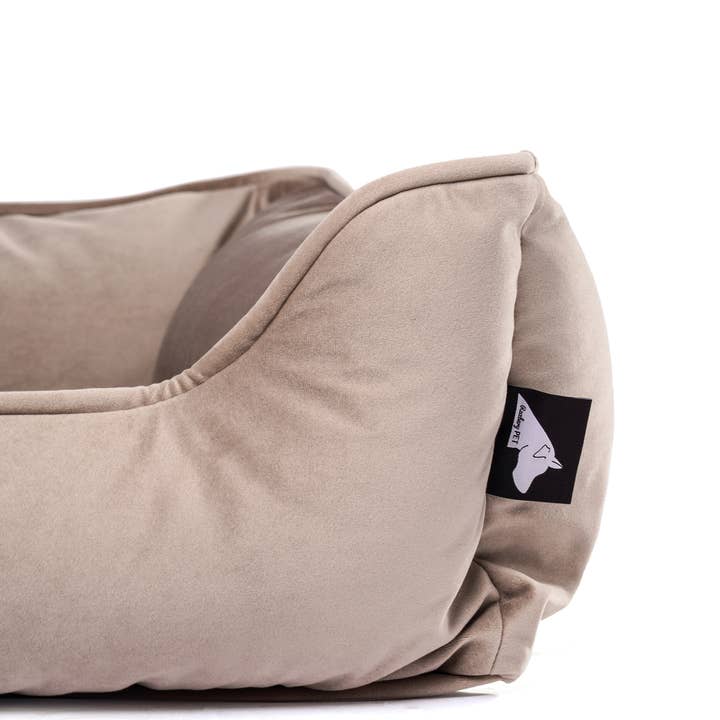 Roxbury PET - Wholesale Pet Bed - Dog - The Camden Cuddler10
