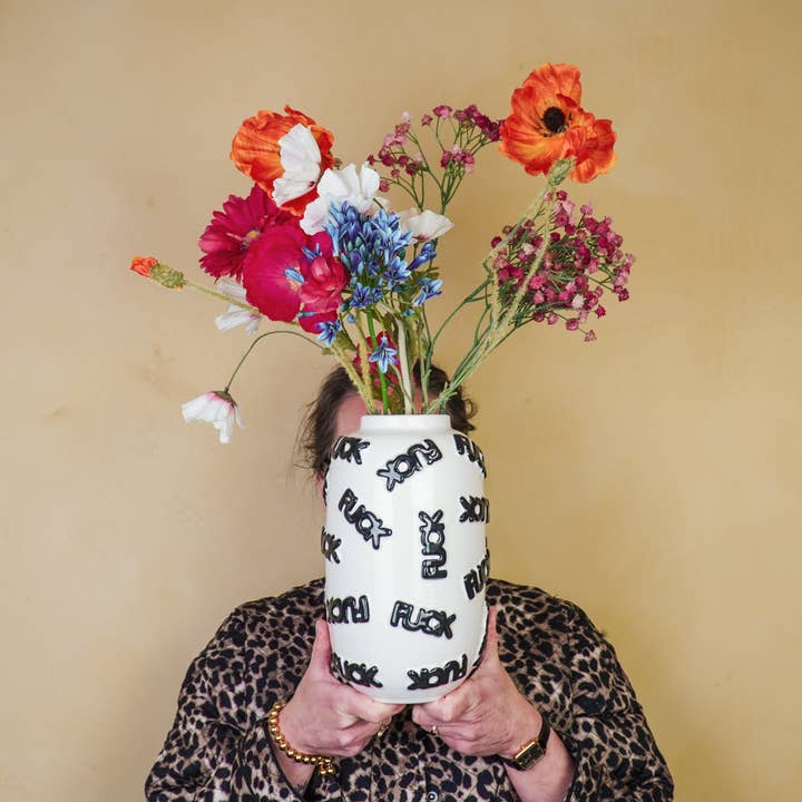 Housevitamin bv - Vendita all'ingrosso Vasi - Vaso di Fiori 'FUCK' - Ceramica - Bianco/Nero - 17x17x27cm