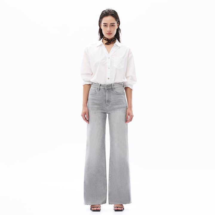 Super High Rise Wide Leg Frayed Hem Retro Jeans OSW8101-1 for wholesale by ONESO