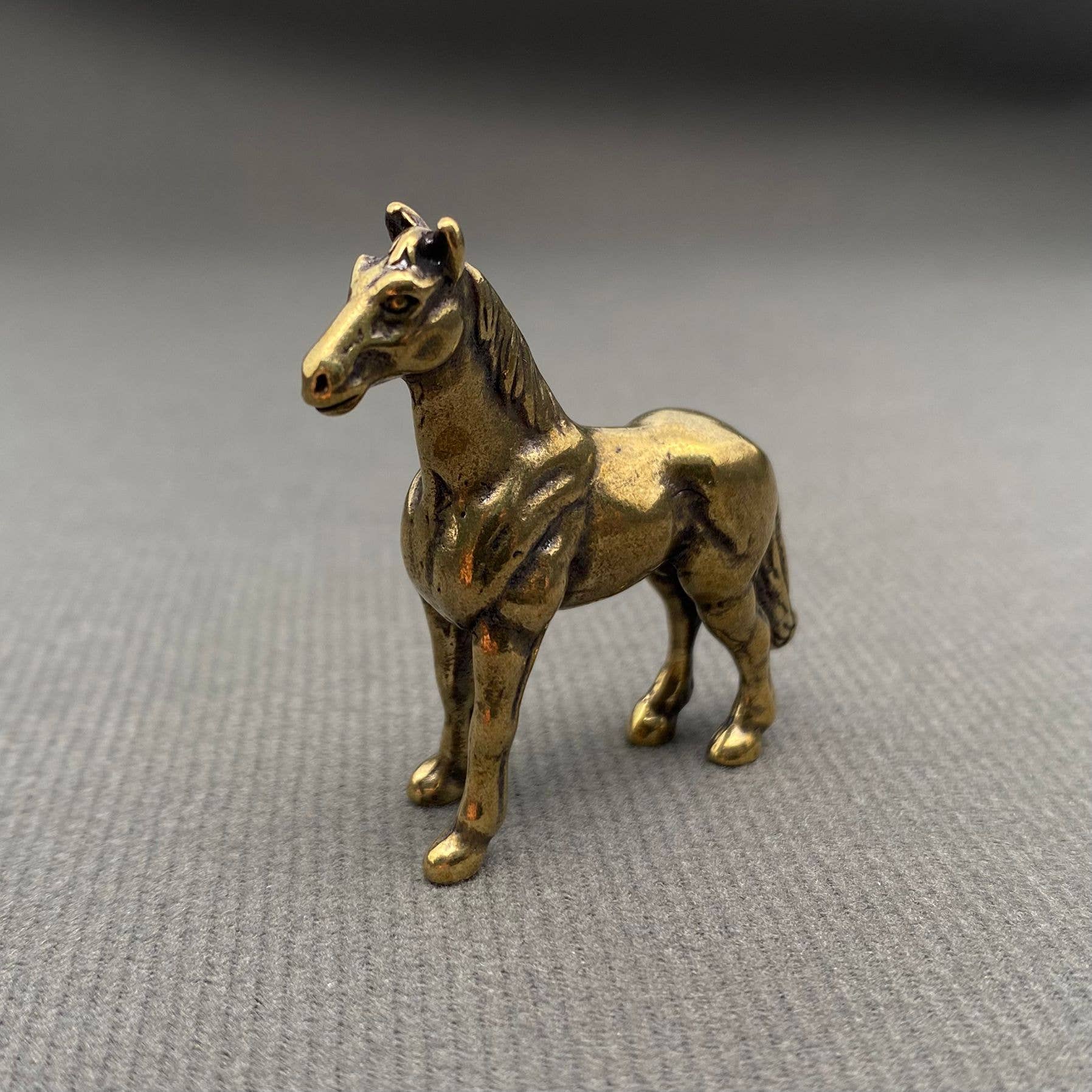 Mio Queena - Wholesale Decorative Figurine - Brass Warhorse Crafts Desktop Ornaments Decoration2