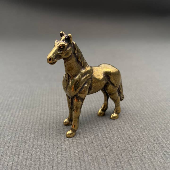 Mio Queena - Wholesale Decorative Figurine - Brass Warhorse Crafts Desktop Ornaments Decoration2