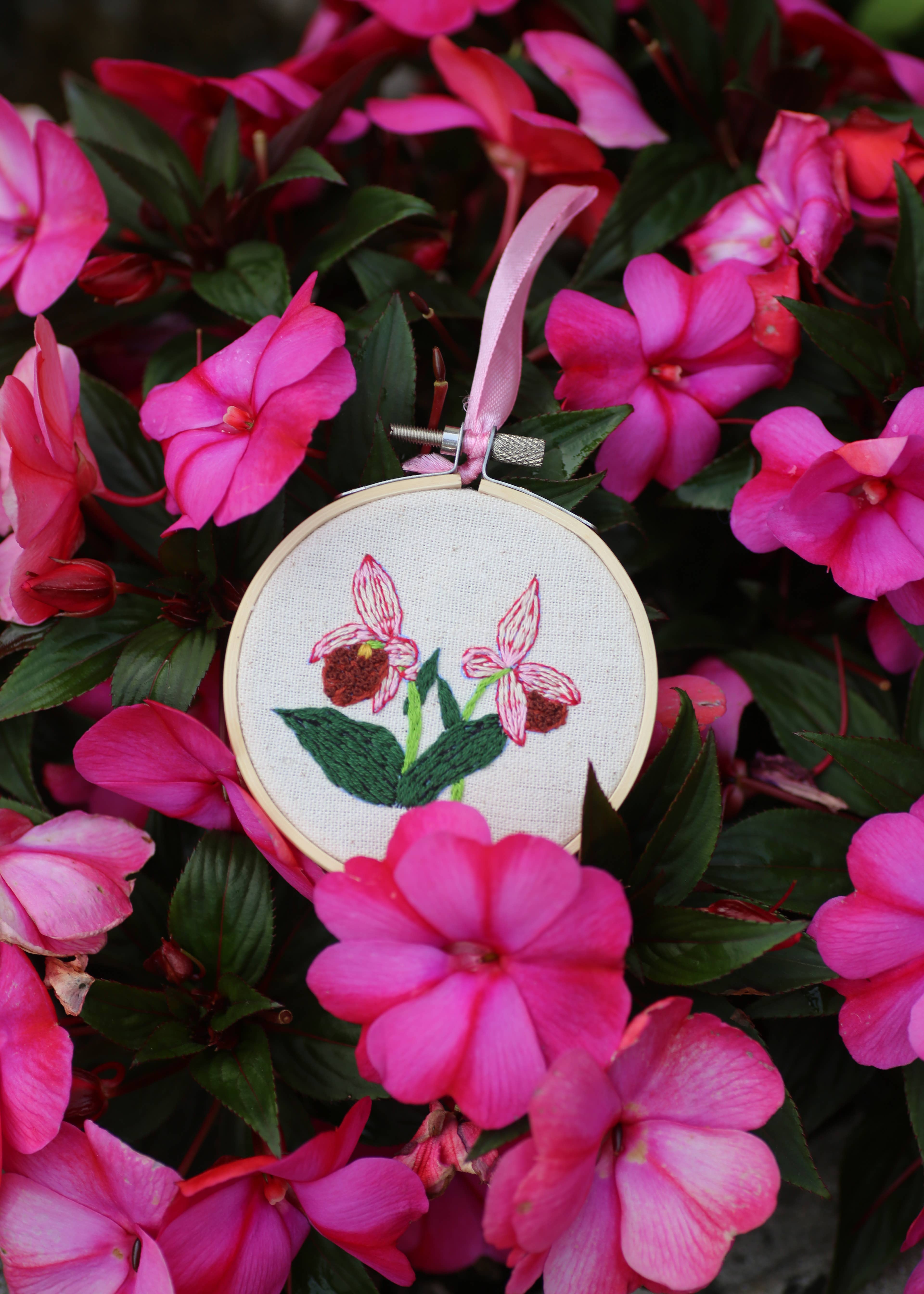 West Design Products - Wholesale Craft sewing kit - Royal Horticultural Society Embroidery Hoop Miniature Floral11