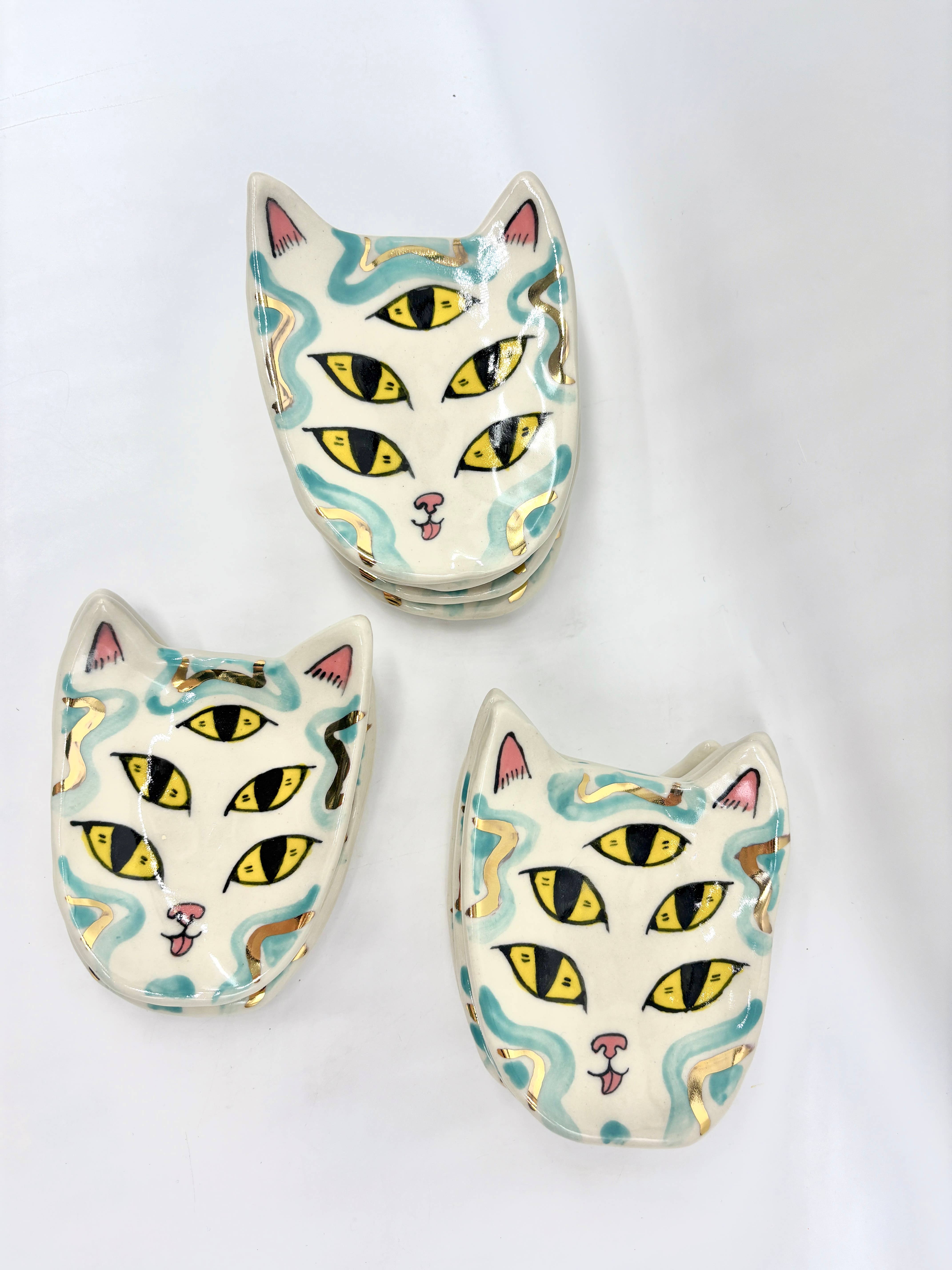 Erika Rier - Wholesale Jewelry Dish - Little Five Eyed Cat Dishes with 22k Gold Luster7
