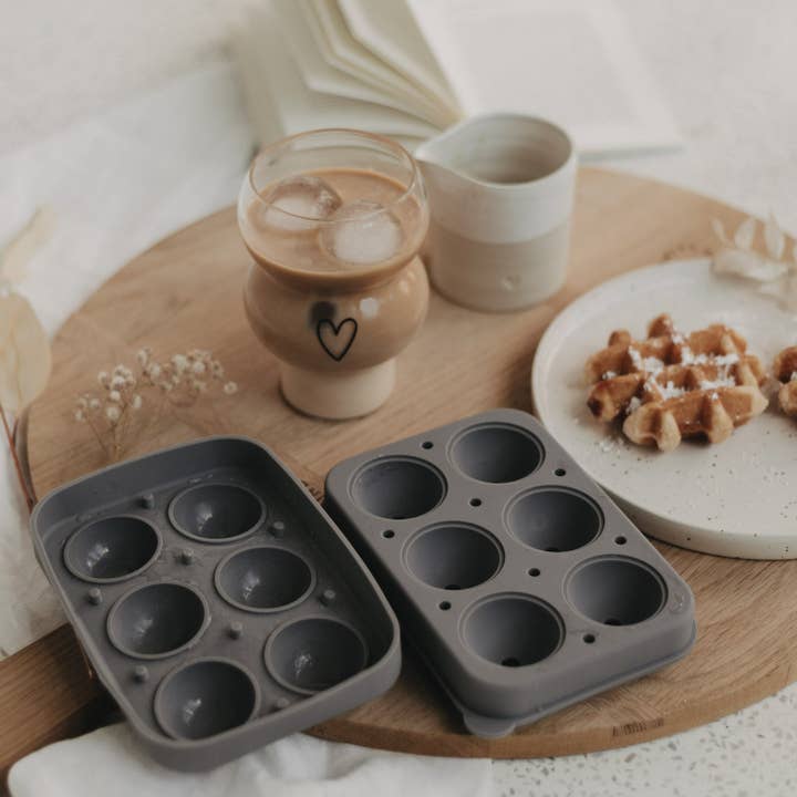 Eulenschnitt - Wholesale Ice tray/mould - Ice cube mold spheres gray (pack of 6 pieces)6