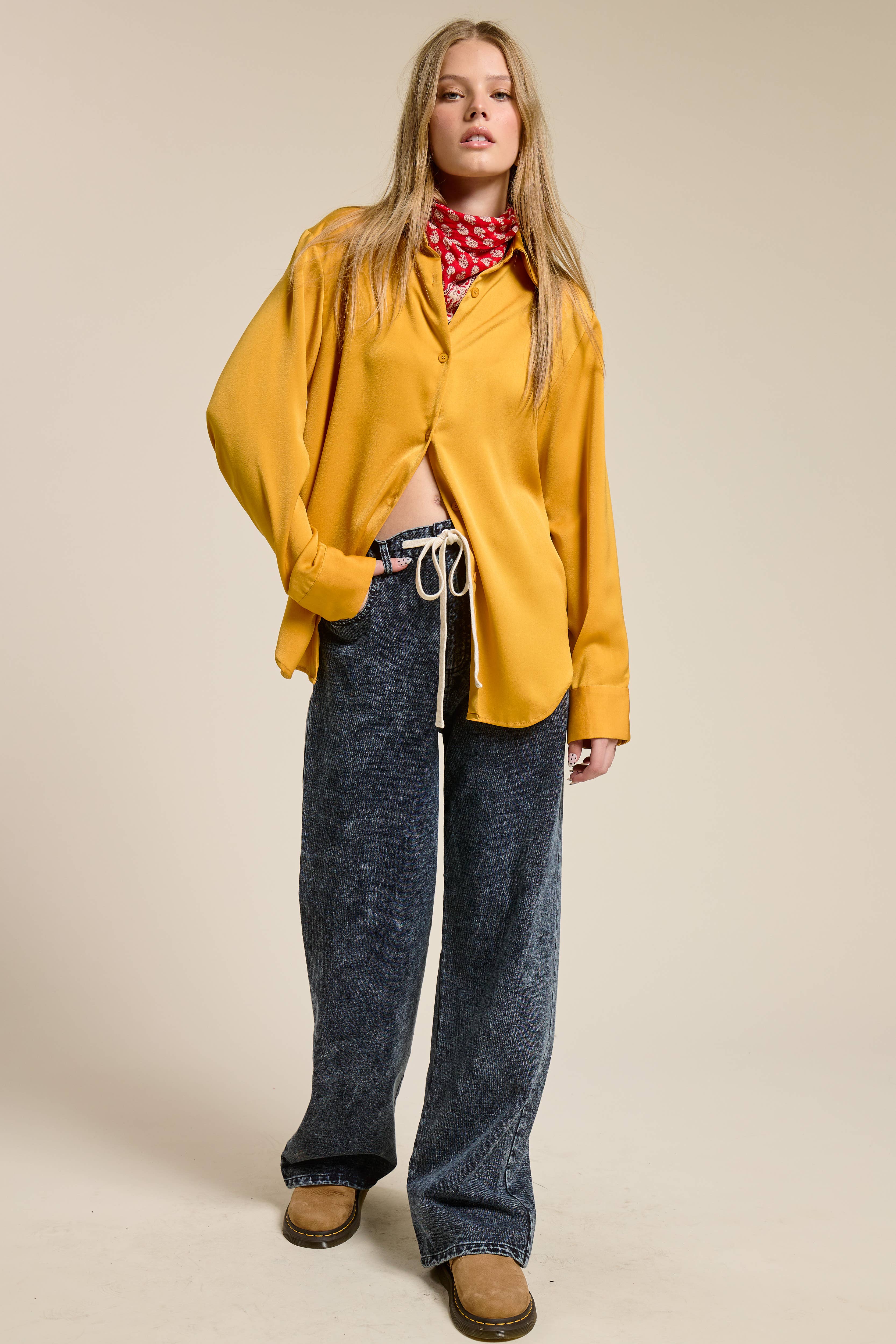 Mimosa - Vente Chemisier – femme - Blouse en satin soyeux à boutons9