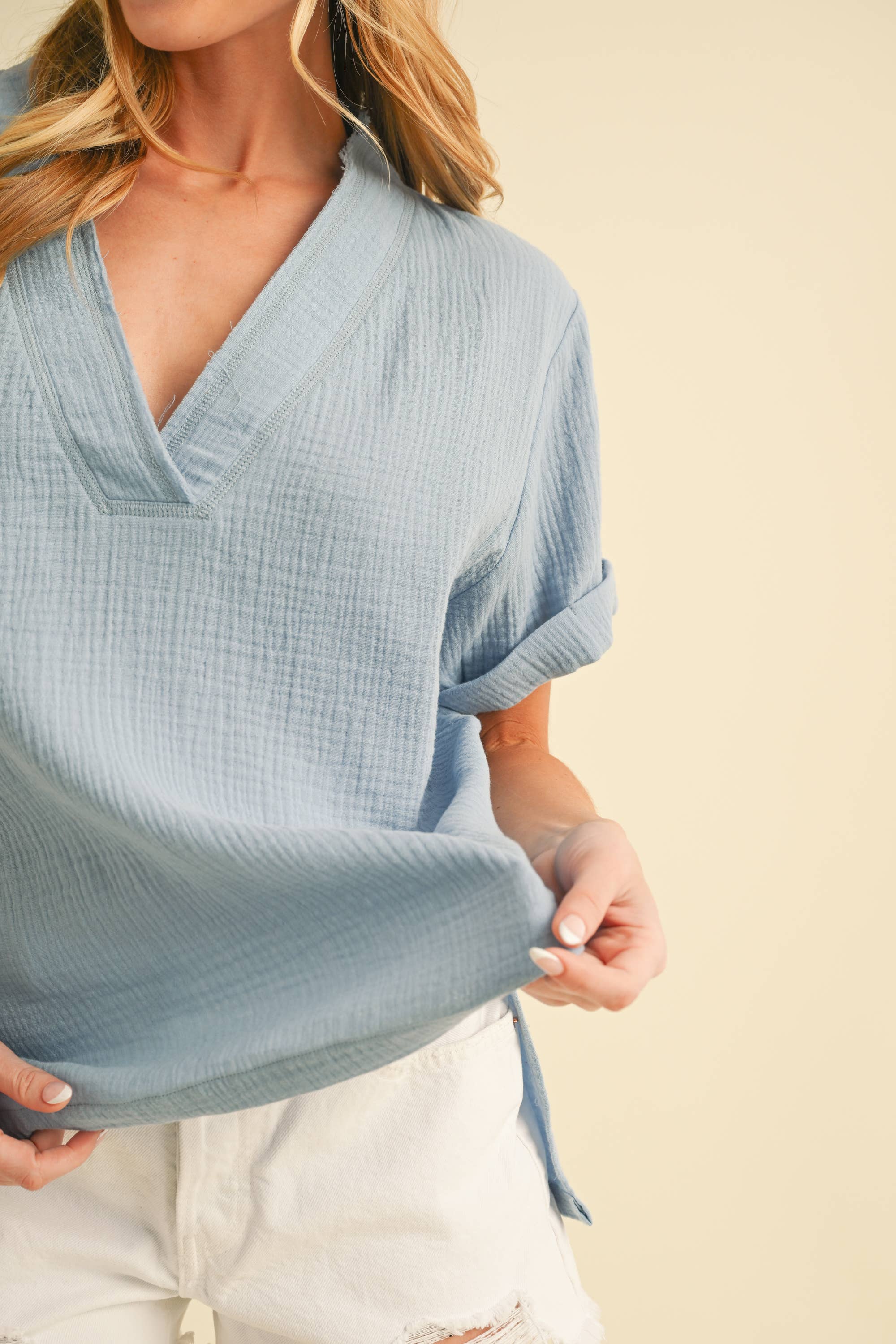 AEMI + CO - Wholesale Blouse - Women's - 8167BK Trudie Top53