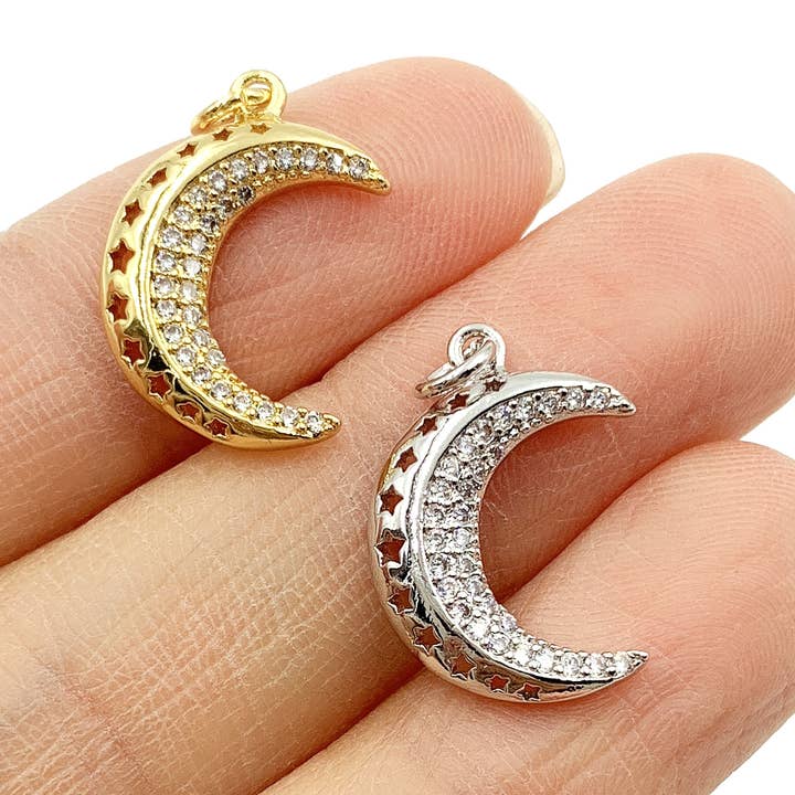 Pendentif à breloques en forme de croissant de lune rempli d'or, CZ Micro Pave, CP814 pour la vente par Beads Creation