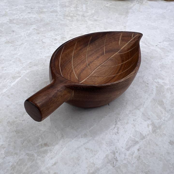 Indika - Wholesale Decorative Plate/Dish/Bowl - Little Leaf Neem Dish