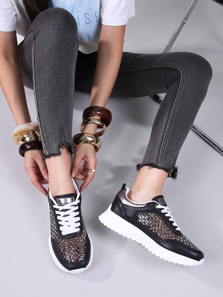 L-630, Zapatillas ventiladas con cordones de imitación y malla translúcida para venta al por mayor de BELLICY / Cink-me