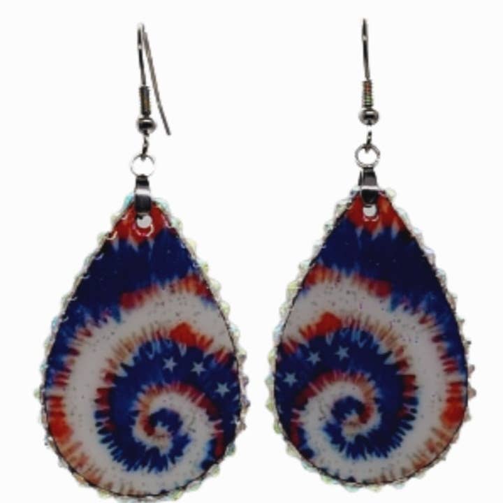 Boucles d'oreilles en forme de tourbillon Tie Dye Patriotic avec strass pour la vente par BCD