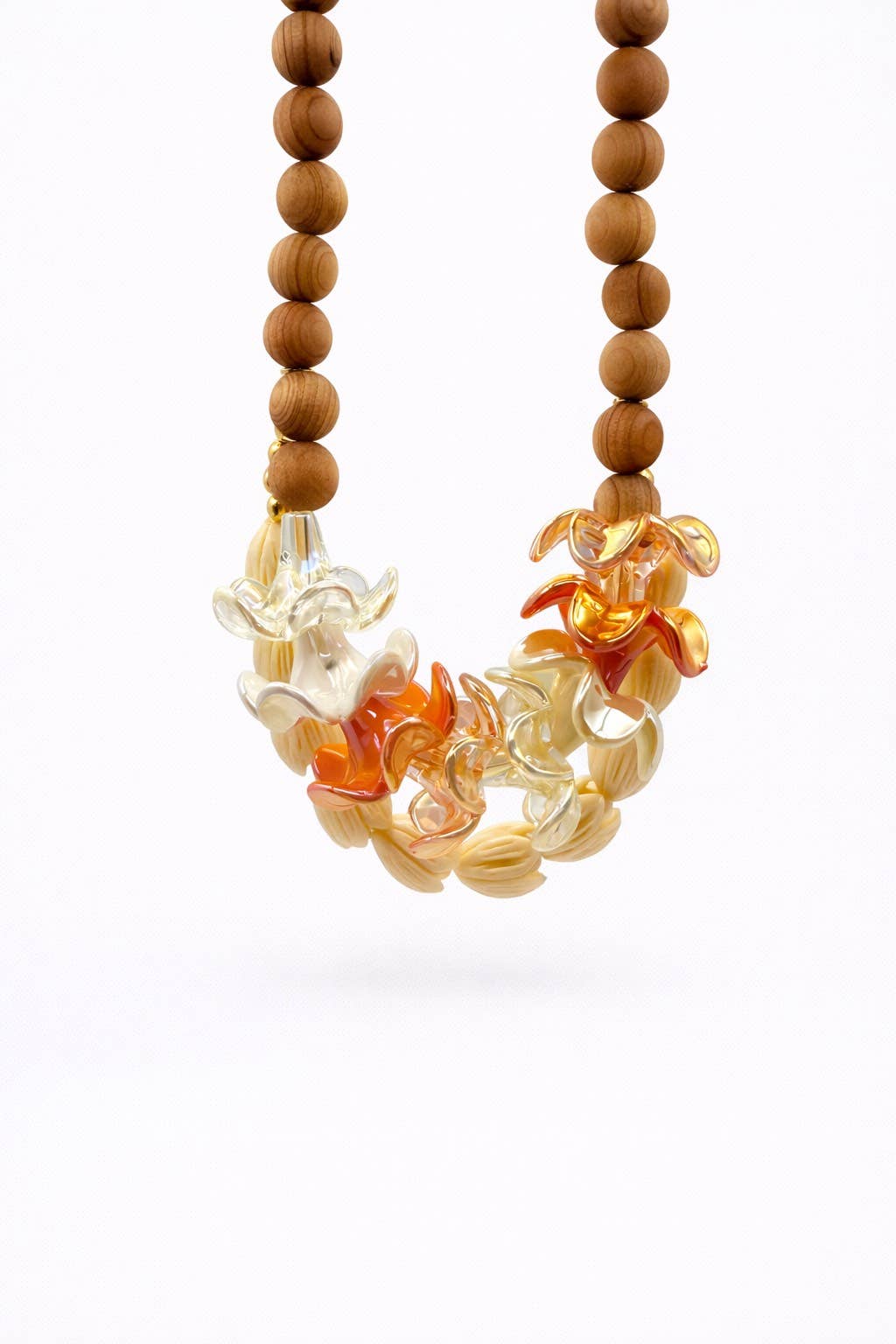 Leo & Lei - Wholesale Car Decorative Charm - Unisex - Puakenikeni Car Lei – Handmade Car Mirror & Auto Accessory1