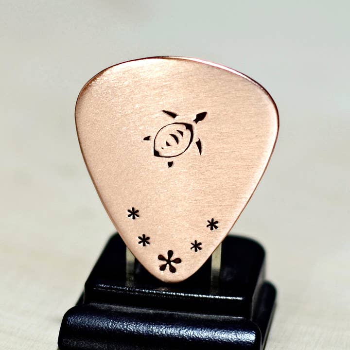 NiciArt LLC - Wholesale Musical Instrument - Copper guitar pick with sea turtle1