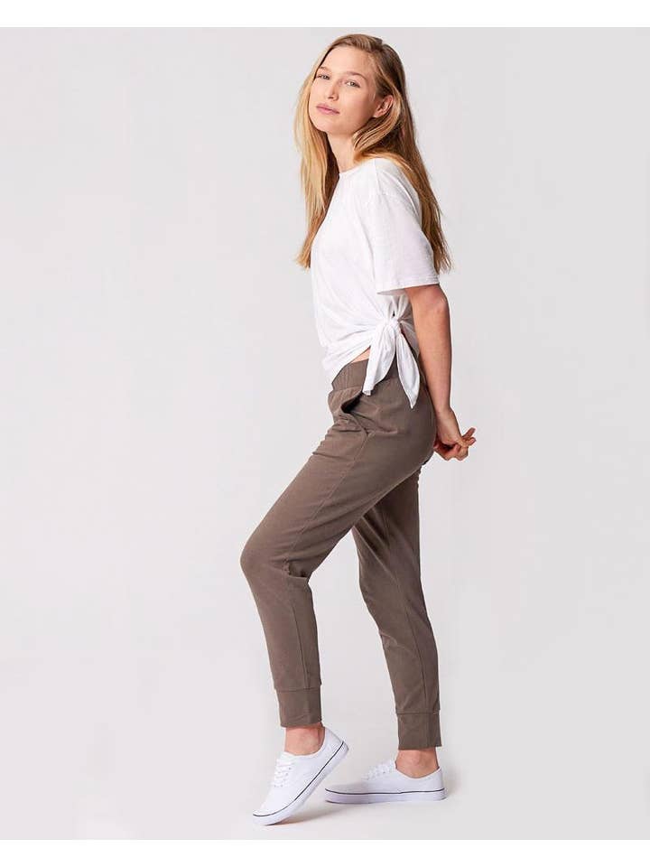 Everywhere V-Neck Tee - White for wholesale on Faire4