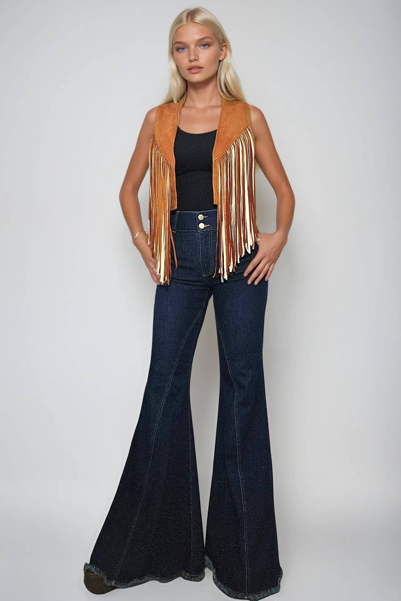 WISTERIA LANE - Wholesale Outerwear Vest - Women's - BOHO WESTERN 2TONE FRINGED SUEDE VEST -  6408 1