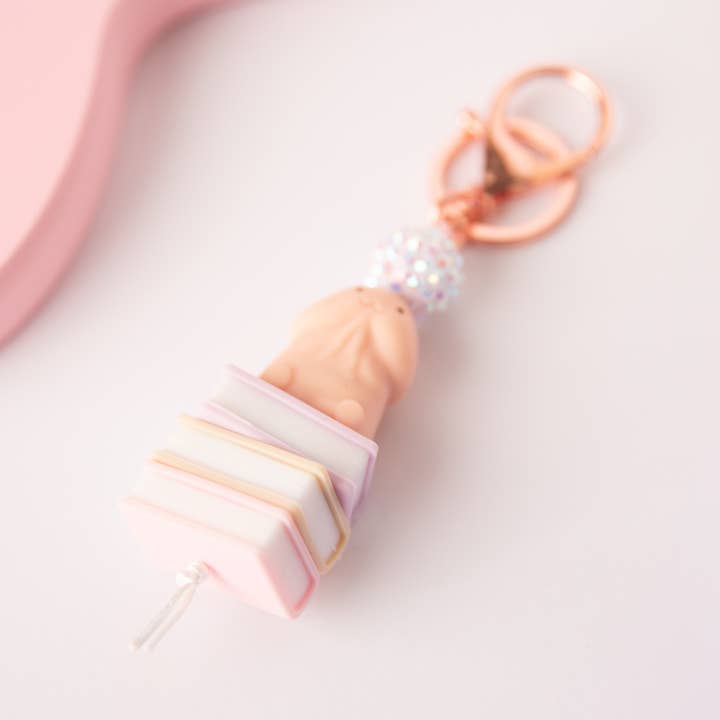 Porte-clés Livre Épicé - Accessoire pour Amoureux des Livres pour la vente par The Blush Hut