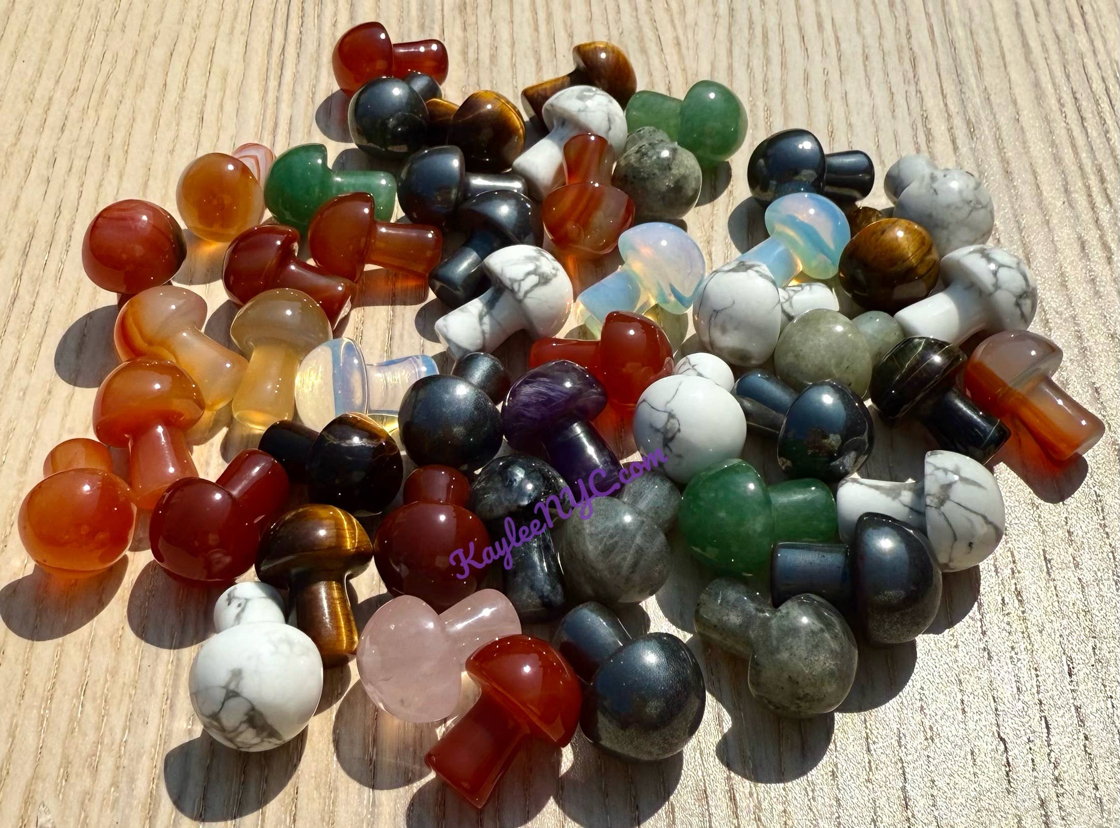 KayleeNYC – Engroshandel Spirituelle sten og krystaller – Blandet krystalsvamp 20mm helbredende krystaller helbredelse2