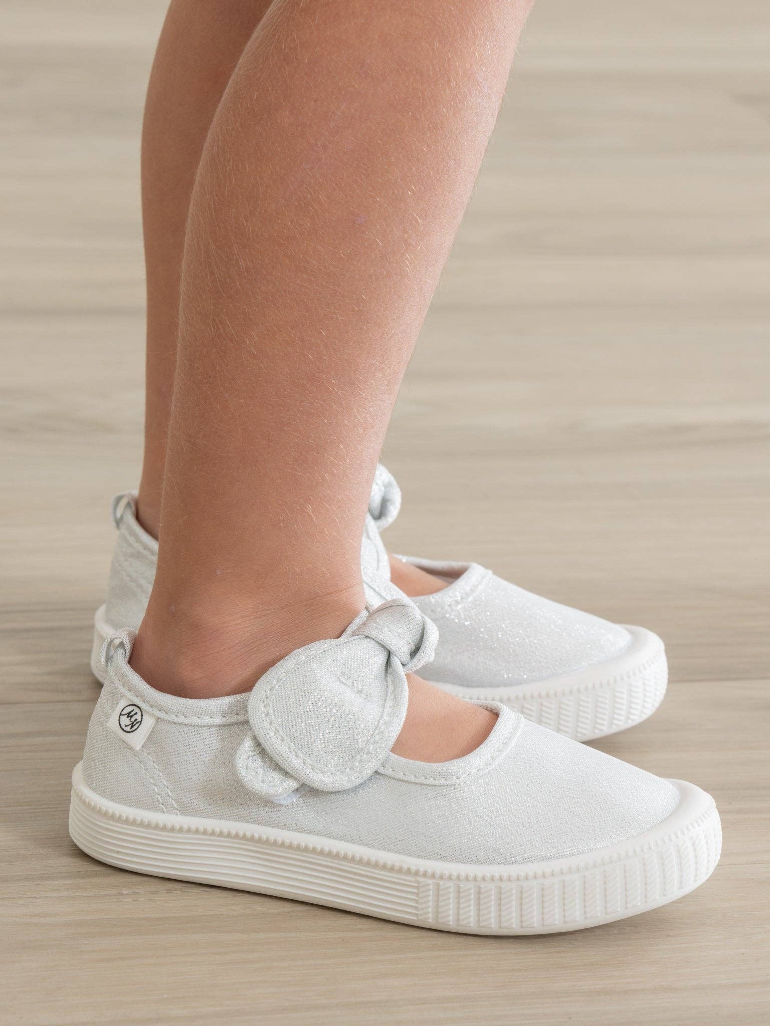 Marie Nicole Clothing - Wholesale Lifestyle Sneakers - Kids - Girls' Sparkly Bow Mary Jane Sneaker14