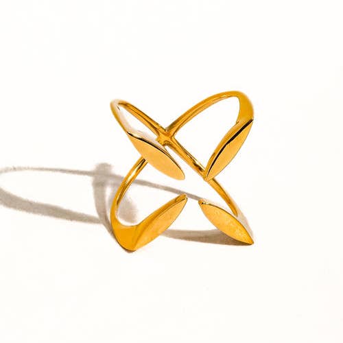 Flânerie by MAIQ - Wholesale Cocktail/Statement Ring - Peliah 18K Gold Non-Tarnish x Cross Ring