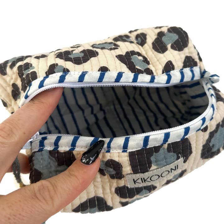 kikooni - Wholesale Makeup/Cosmetic Bag - Handmade small cosmetic bag "blue Leo"
