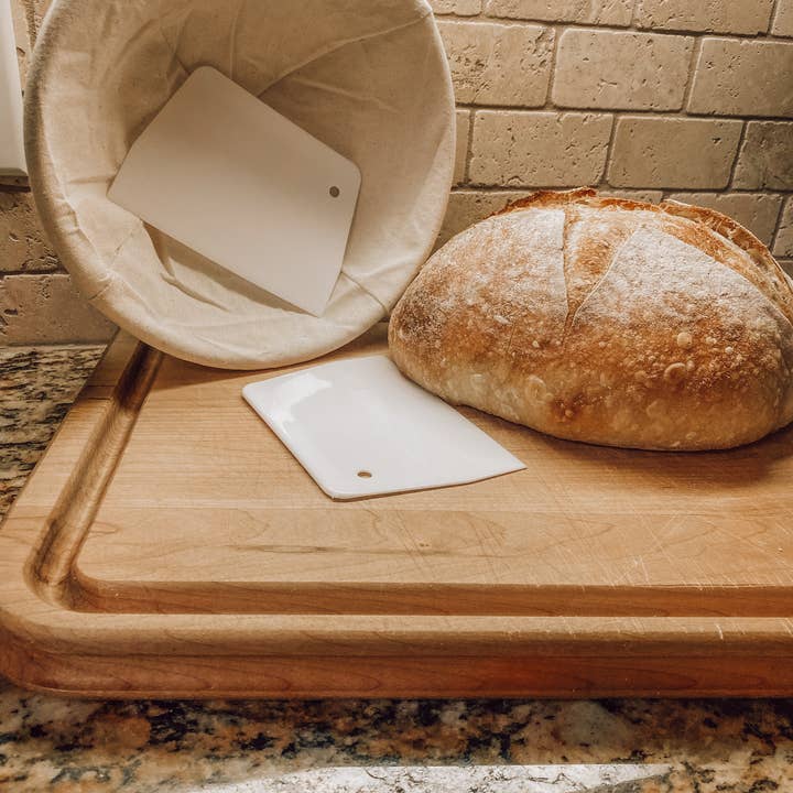 Onic Brands LLC - Wholesale Kitchen Tool/Gadget - Onic Brands Plastic Dough Scraper2