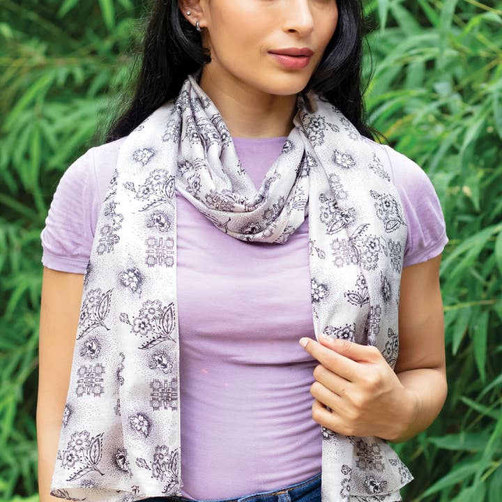 Sevya Handmade - Wholesale Scarf - Women's - Up-Cycled Silk Sari Tassel Scarves7