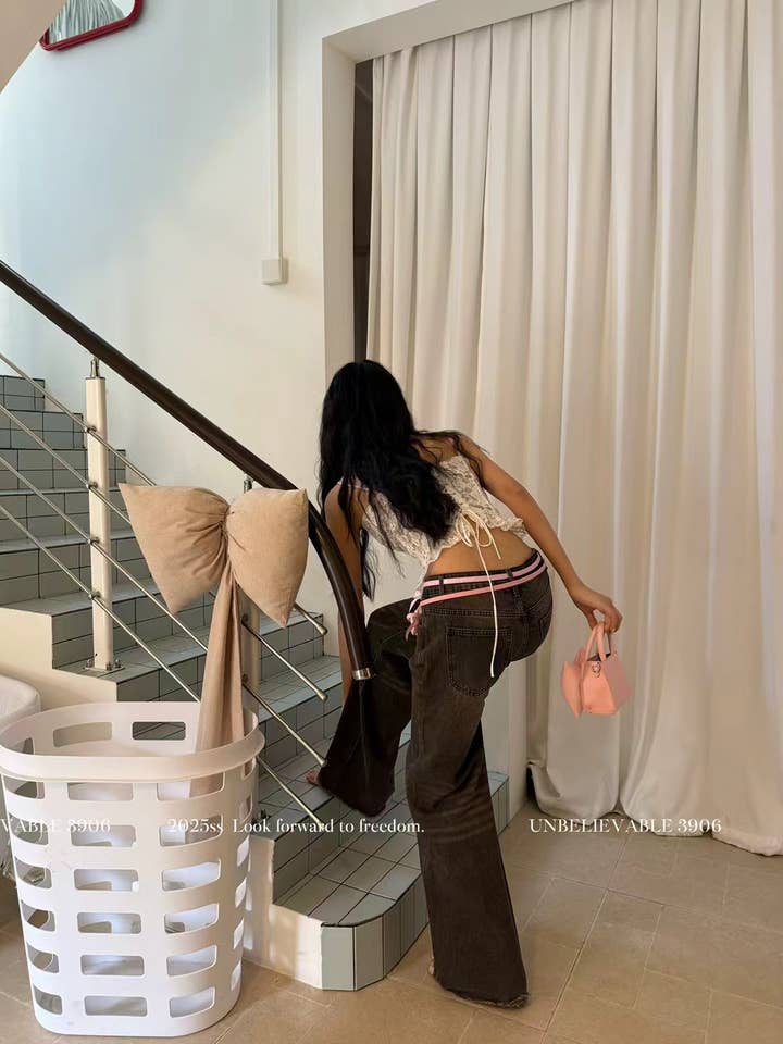 Chilli Girl Collection – wholesale Corset – Women′s – Camisole style lace corset top in white6